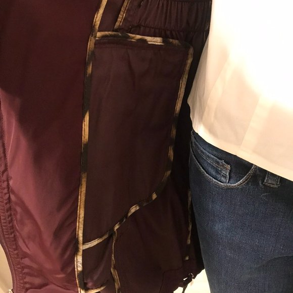 Laundry Burgendy Rain Jacket Size M - Picture 5 of 11